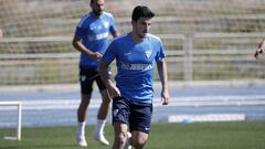 Juankar, en un entrenamiento del M&aacute;laga