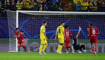 El extremo colombiano anotó en la victoria 2-3 de Liverpool ante Villarreal y fue la gran figura de la clasificación a la final de la Champions League. 