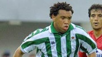 <b>INTERÉS.</b> El jugador verdiblanco, Benjamín, ha confirmado que el Barça ha preguntado por él, pero solamente queda en un mero interés.