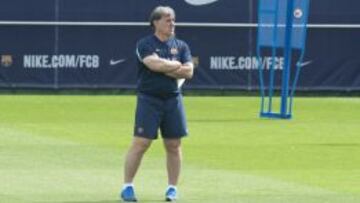Martino, durante un entreno del Barça.