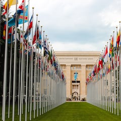 Which countries will have the top 10 economies in 2028?