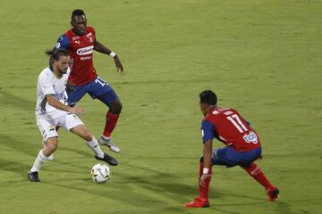 Las mejores fotografías del duelo entre el Independiente Medellín y Atlético Bucaramanga por la fecha 12 de la Liga BetPlay en el Atanasio Girardot. 