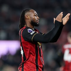 Semenyo se despide a lo grande