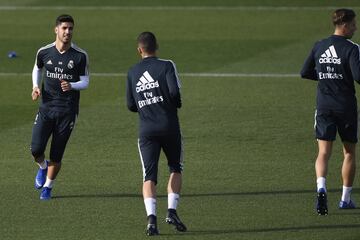 Entrenamiento del Real Madrid antes de viajar a Huesca