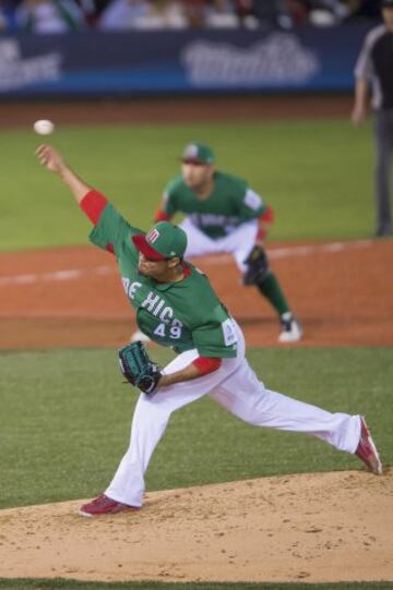 Action photo during the match Mexico vs Italia corresponding of the World Baseball Classic 2017,  in Jalisco. 

Foto durante el partido Mexico vs Italia correspondiente al Clasico Mundial de Beisbol 2017, en Jalisco, en la foto: Yovani Gallardo Mexico

09/03/2017/MEXSPORT/Cristian de Marchena