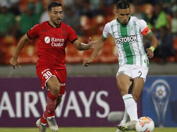 Nacional golea a Hurac&aacute;n en Copa Sudamericana