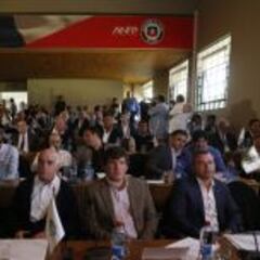 Los dos bloques que se pelean
la presidencia de la ANFP