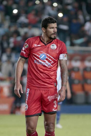 Jugadores veteranos exitosos que han peleado el descenso