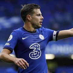 El Barça sigue a Azpilicueta