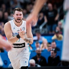 Doncic regresa con triple-doble y derrota contra Grecia