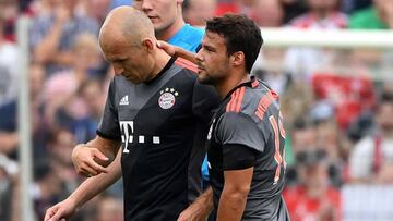 Ancelotti se estrena con triunfo ajustado y Robben se lesiona