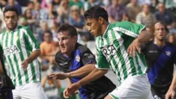 <b>GUSTO POR EL BALÓN, PERO... </b>Al Betis de Mel le gusta tener la pelota, pero también usarla más rápido. Cuando ello ocurre, gana.