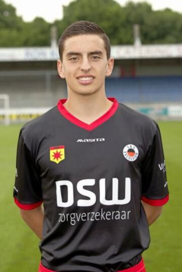 El defensor tiene 20 años, actuó en el Excelsior y ahora juega en el Nieuwerkerk, en Holanda.