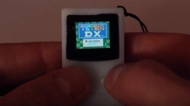 Un fan crea la Game Boy Color más pequeña del mundo