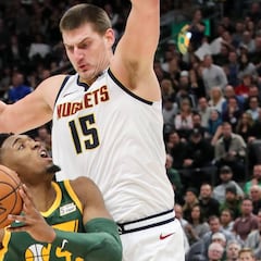 Mitchell reina en un duelo con mucha tesión y expulsados