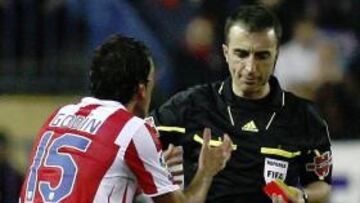 El Comité suspende a Diego Godin con un partido