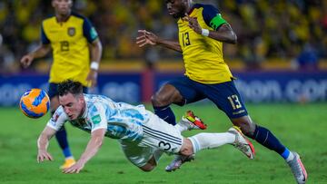 Nicolás Tagliafico, en un partido con Argentina contra Ecuador.