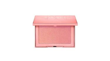 11 cosméticos que no deben faltar en tu neceser