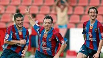 <b>GRAN ESTRENO. </b>Los granotas no podían comenzar mejor el campeonato, ganando al todopoderoso Zaragoza.