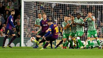 Messi lleva m¨¢s goles de falta que el Real Madrid desde 2011
