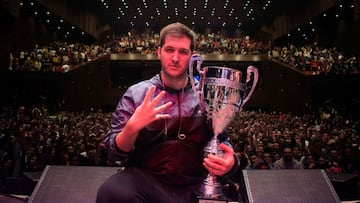 El hombre de los cuatro anillos