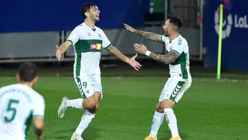 Boyé celebra su gol con el Elche.