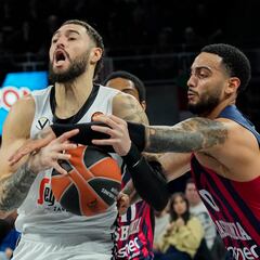 Derrota in extremis con un Clyburn estelar