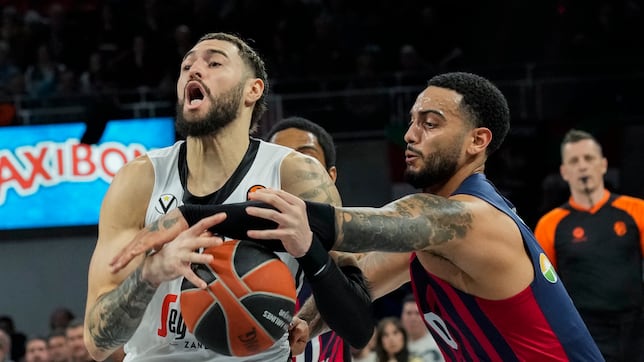 Derrota in extremis con un Clyburn estelar