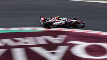 Bearman, con el Haas en el GP de Japón.