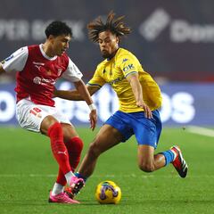 Koba ficha por el Estoril