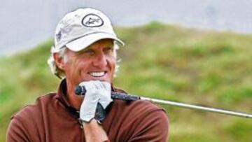 <b>EL TIBURÓN. </b>El australiano Greg Norman hizo ayer el par y, a sus 53 años, está segundo en el British.
