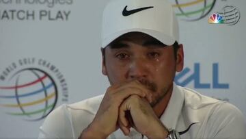 Jason Day llor&oacute; en la sala de prensa.