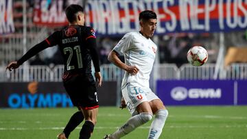 Futbol, Union La Calera vs Universidad de Chile.
Fecha 12, campeonato Nacional 2024.
El jugador de Universidad de Chile Matias Sepulveda, derecha, disputa el balon con Raimundo Rebolledo de Union La Calera durante el partido de primera division realizado en el estadio Nicolas Chahuan de La Calera, Chile.
13/05/2024
Andres Pina/Photosport
Football, Union La Calera vs Universidad de Chile.
12th round, 2024 National Championship.
Universidad de Chile’s player Matias Sepulveda, right, vies for the ball against Raimundo Rebolledo of Union La Calera during a first division match at the Nicolas Chahuan stadium in La Calera, Chile.
13/05/2024
Andres Pina/Photosport