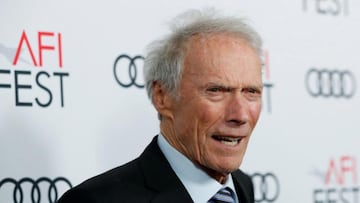 ¿Por qué no bebe Clint Eastwood Coca-Cola en sus películas ni permite que salga la marca?