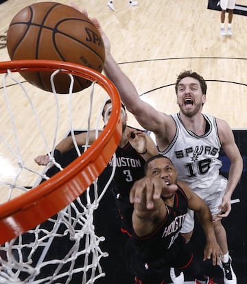 65. Pau Gasol (San Antonio Spurs).