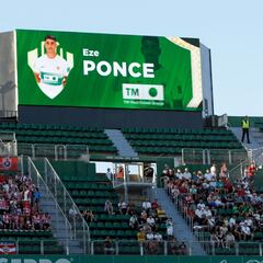 El estadio Martínez Valero abre las puertas al Centenario