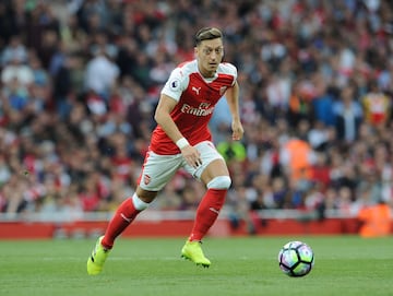 Mesut Özil, durante un partido con el Arsenal en septiembre de 2016.