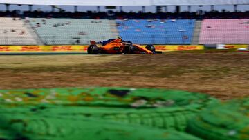 McLaren&#039;s Belgian driver Stoffel Vandoorne steers his car during the first free practice session ahead of the German Formula One Grand Prix at the Hockenheimring Baden-Wuerttemberg in Hockenheim, on July 20, 2018. / AFP PHOTO / ANDREJ ISAKOVIC