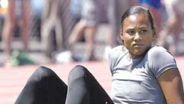 <b>DE LA CIMA A LA SIMA. </b>Marion Jones, en su última aparición, en La Martinica: pocas veces se ha visto un descenso a los infiernos tan rápido.