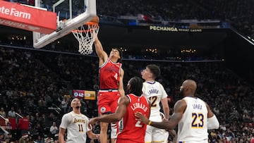 Cataclismo de los Lakers: derrota inexplicable y lesión de Luka Doncic