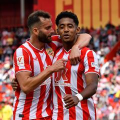 Atasco en la operación salida del Almería