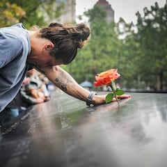 How many people died and were injured in the September 11 attacks?