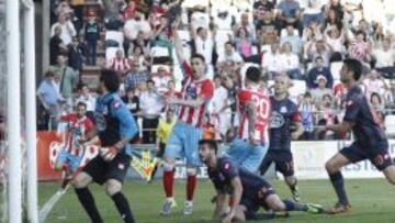 El Lugo rescata un punto ante el Deportivo tras ir perdiendo 0-2