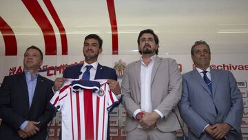Amaury Vergara: "Al que le quede el saco que se lo ponga"