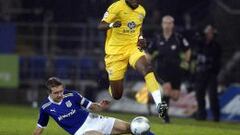 Inglaterra llama a un delantero de Segunda para suplir a Rooney