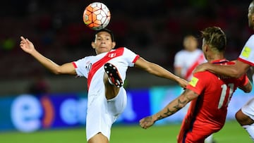 Edison Flores, extremo peruano. 