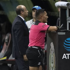 VAR quita penal al América y lo otorga para Tigres