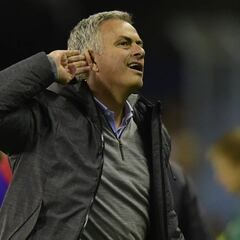 Mourinho: "Espero que Old Trafford juegue como Balaídos"