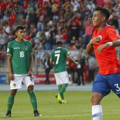 1x1 Chile: Alarcón y Morales destacaron en un pálido estreno