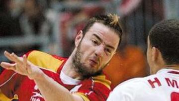 <b>LÍDER. </b>Iker Romero es un referente en la Selección y en el Barcelona.